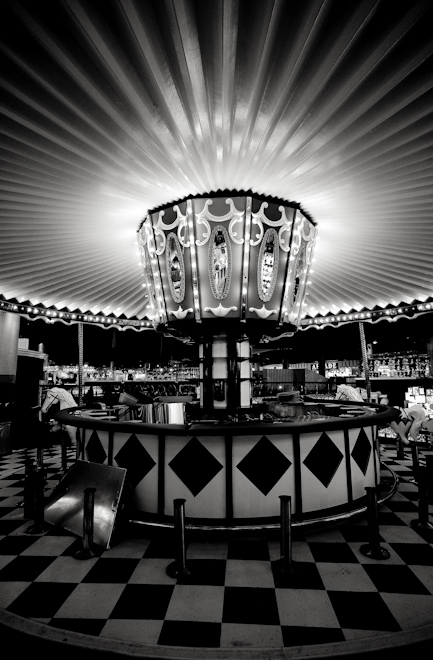 Circus Circus circular bar