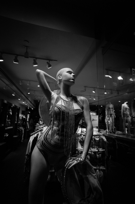 Store Mannequin