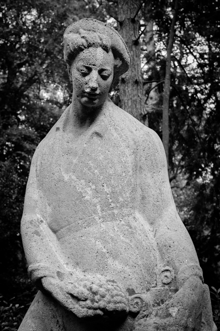 Melaten Statue